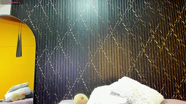 Miss Ariaa online show from October 14, 2025, 11:33 am