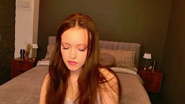 Snapshot of SallyPinkman chatting on April 19, 2026, 9:10 am SallyPinkman online show from April 19, 2026, 9:10 am