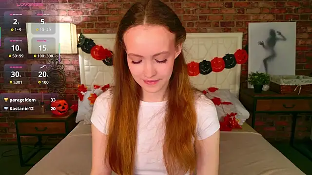 SallyPinkman online show from November 1, 2025, 9:14 am