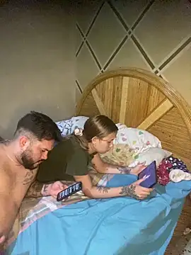 Snapshot of coupleyys chatting on February 3, 2026, 2:53 am coupleyys online show from February 3, 2026, 2:53 am