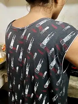 Snapshot of rani_bhabhi469 chatting on October 25, 2025, 6:56 am rani bhabhi469 online show from October 25, 2025, 6:56 am
