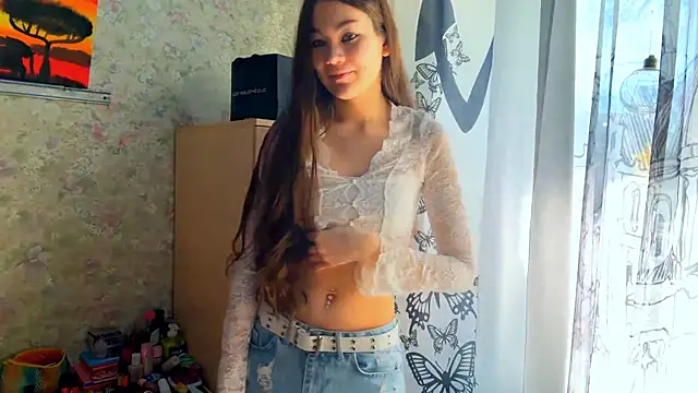 Snapshot of Cuteviola chatting on March 31, 2026, 2:57 am Cuteviola online show from March 31, 2026, 2:57 am