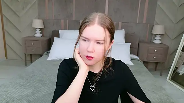 Snapshot of Alida_Brice chatting on February 8, 2026, 5:49 am Alida Brice online show from February 8, 2026, 5:49 am