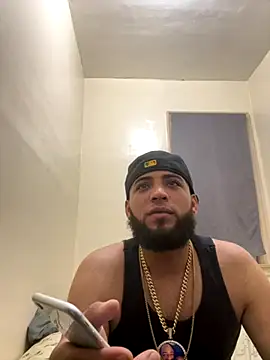 LeoPR00 online show from November 2, 2025, 3:00 am