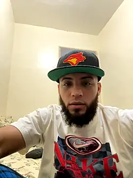 LeoPR00 online show from November 17, 2025, 5:33 am