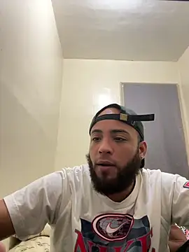 LeoPR00 online show from October 4, 2025, 6:04 am