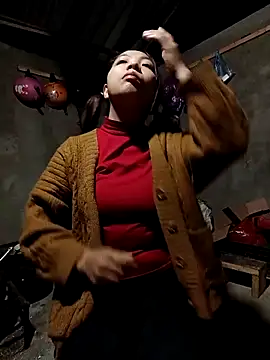 -Miu-98 online show from December 18, 2025, 10:35 pm