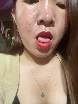 Snapshot of Luna-ass chatting on February 3, 2026, 3:04 am Luna-ass online show from February 3, 2026, 3:04 am