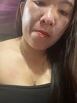 Luna-ass online show from October 13, 2025, 1:40 am