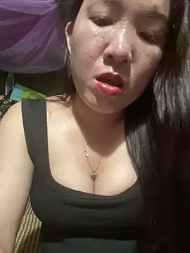 Luna-ass online show from October 4, 2025, 1:56 pm