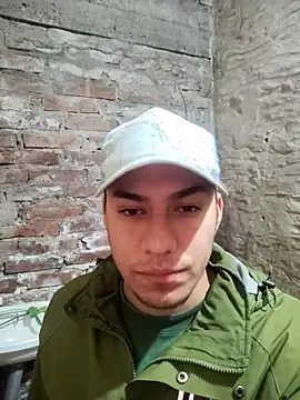Snapshot of pareja076 chatting on September 26, 2025, 1:07 pm pareja076 online show from September 26, 2025, 1:07 pm