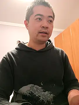 Snapshot of Mr_Dog chatting on November 8, 2025, 12:09 pm Mr Dog online show from November 8, 2025, 12:09 pm