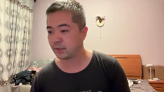 Snapshot of Mr_Dog chatting on September 19, 2025, 11:03 am Mr Dog online show from September 19, 2025, 11:03 am