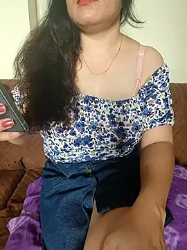 Snapshot of sassy_aly007 chatting on September 19, 2025, 9:35 am sassy aly007 online show from September 19, 2025, 9:35 am