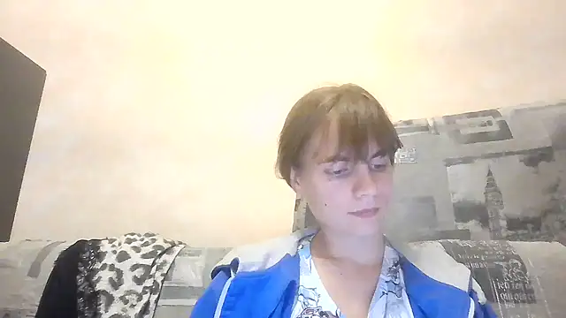 Loriven online show from September 29, 2025, 8:03 pm