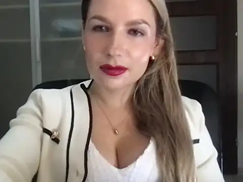 VanessaDesire online show from September 15, 2025, 6:25 am