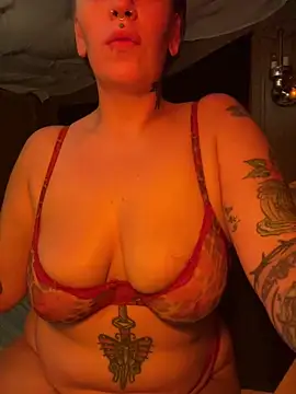 Snapshot of eggsma666 chatting on September 14, 2025, 7:09 am eggsma666 online show from September 14, 2025, 7:09 am