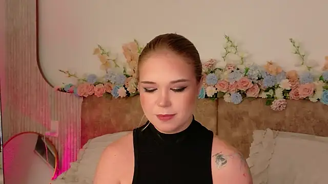 Lilith Bonheur online show from May 2, 2026, 7:52 pm