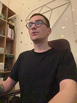 Snapshot of _miketaylor__ chatting on October 5, 2025, 12:07 pm miketaylor online show from October 5, 2025, 12:07 pm