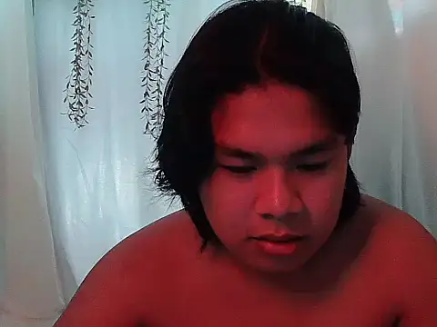 Huntrix2025 online show from December 16, 2025, 11:42 pm