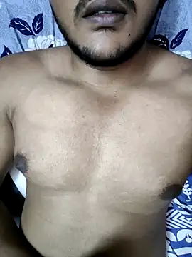 Snapshot of varun69247 chatting on December 21, 2025, 1:24 pm varun69247 online show from December 21, 2025, 1:24 pm