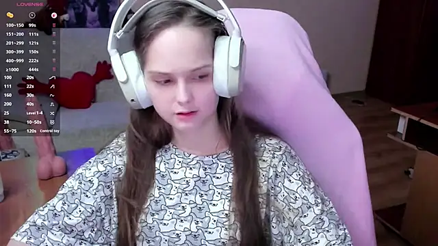 Snapshot of SharybbFace chatting on February 11, 2026, 3:01 pm SharybbFace online show from February 11, 2026, 3:01 pm