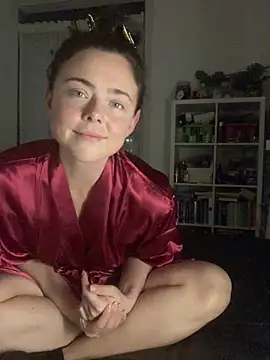 Snapshot of Mia_Winters chatting on November 7, 2025, 7:18 pm Mia Winters online show from November 7, 2025, 7:18 pm