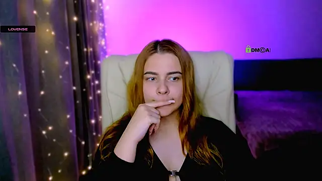 red  dizzy online show from November 7, 2025, 8:46 pm