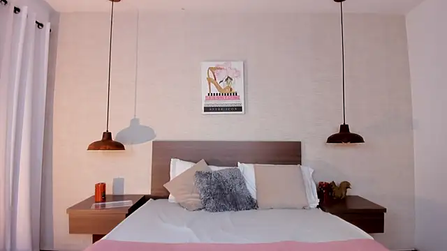 cloehill  online show from January 10, 2026, 11:27 am