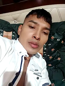 Snapshot of liamhotcolombia chatting on September 15, 2025, 3:29 am liamhotcolombia online show from September 15, 2025, 3:29 am