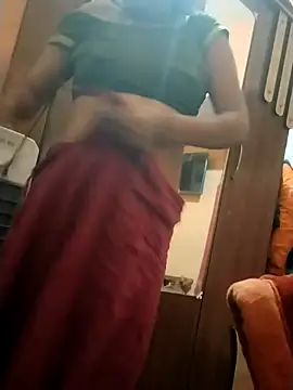 Snapshot of monarani5986 chatting on January 6, 2026, 10:14 pm monarani5986 online show from January 6, 2026, 10:14 pm