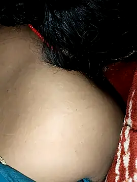 Snapshot of monarani5986 chatting on January 15, 2026, 12:03 am monarani5986 online show from January 15, 2026, 12:03 am