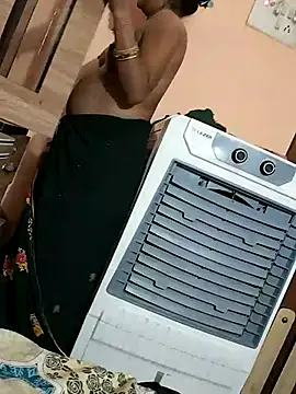 Snapshot of monarani5986 chatting on February 23, 2026, 3:56 pm monarani5986 online show from February 23, 2026, 3:56 pm