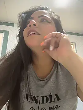 Snapshot of ROUSE_SINCLAIR chatting on October 21, 2025, 7:24 pm ROUSE SINCLAIR online show from October 21, 2025, 7:24 pm