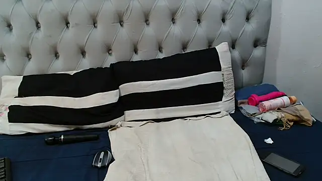 SexyBeverly  online show from November 25, 2025, 2:50 pm