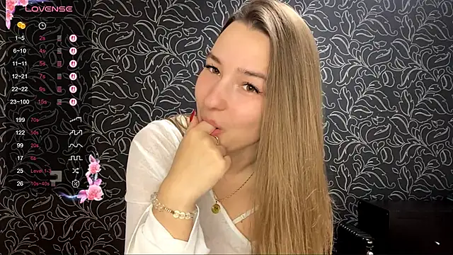 GemmaGunter online show from October 24, 2025, 8:08 pm