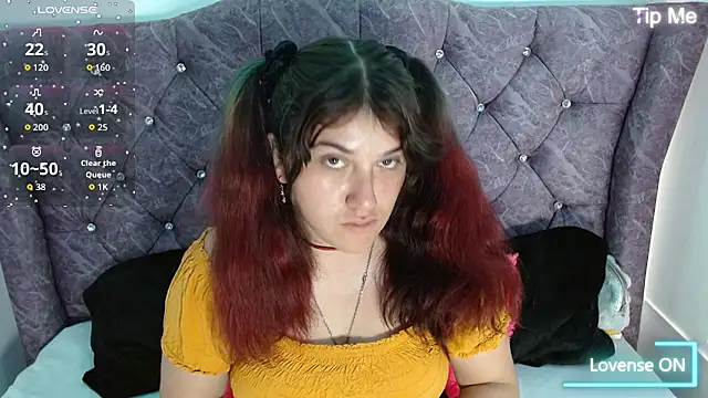 Snapshot of Pandy_888 chatting on October 10, 2025, 5:58 pm Pandy 888 online show from October 10, 2025, 5:58 pm