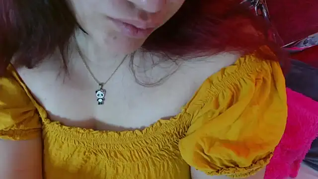 Snapshot of Pandy_888 chatting on November 12, 2025, 12:42 pm Pandy 888 online show from November 12, 2025, 12:42 pm