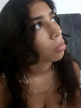 Snapshot of noe_30 chatting on September 24, 2025, 6:58 pm noe 30 online show from September 24, 2025, 6:58 pm