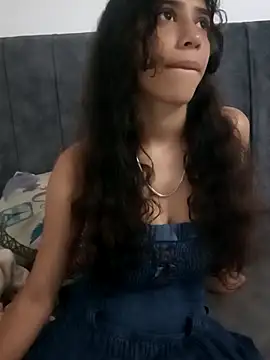 Snapshot of noe_30 chatting on September 21, 2025, 6:57 pm noe 30 online show from September 21, 2025, 6:57 pm