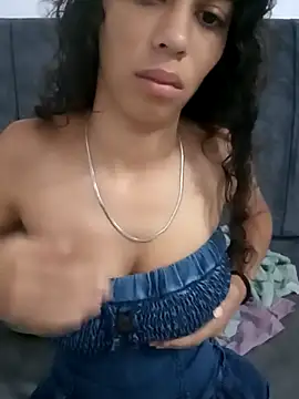 Snapshot of noe_30 chatting on October 2, 2025, 5:27 pm noe 30 online show from October 2, 2025, 5:27 pm