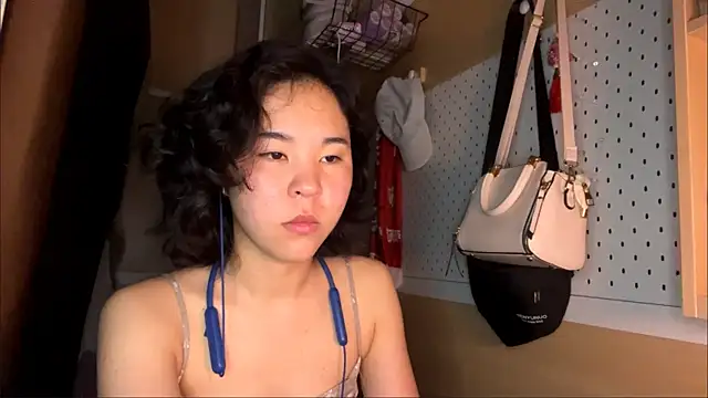 JennyCarpenter online show from June 5, 2026, 9:20 pm