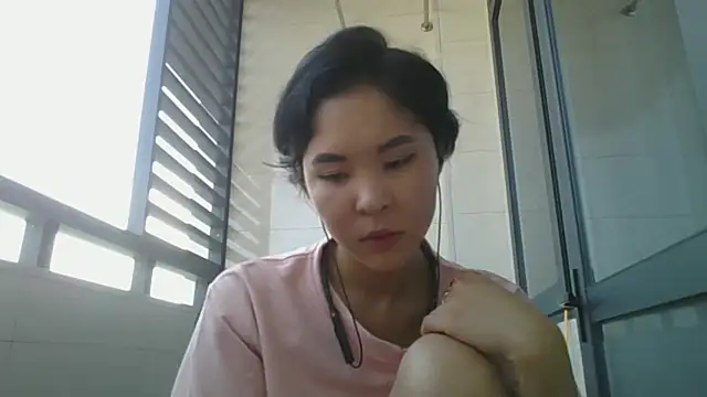 JennyCarpenter online show from October 2, 2025, 1:20 am