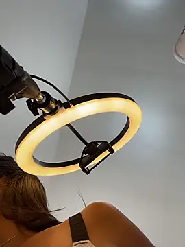 MaddyX   online show from March 31, 2026, 7:16 pm