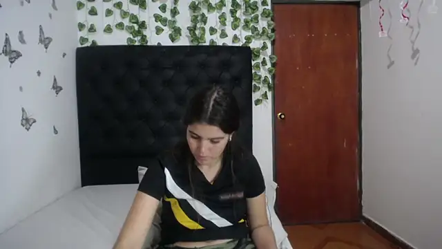 Snapshot of isabel_09 chatting on February 28, 2026, 7:08 am isabel 09 online show from February 28, 2026, 7:08 am