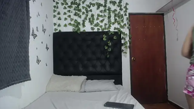 Snapshot of isabel_09 chatting on March 5, 2026, 3:14 am isabel 09 online show from March 5, 2026, 3:14 am