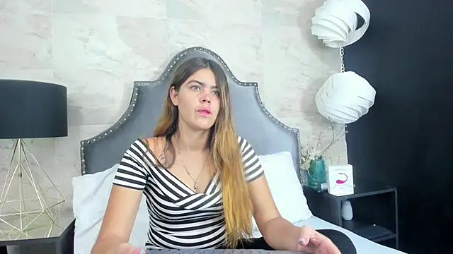 isabel 09 online show from September 20, 2025, 2:49 am