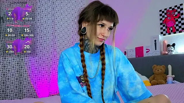 LilithPoison online show from March 7, 2026, 6:35 pm