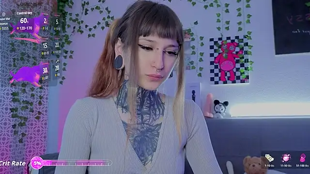 Snapshot of LilithPoison chatting on June 14, 2026, 5:58 pm LilithPoison online show from June 14, 2026, 5:58 pm