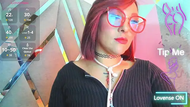 Snapshot of Valentina_005 chatting on September 25, 2025, 3:12 am Valentina 005 online show from September 25, 2025, 3:12 am